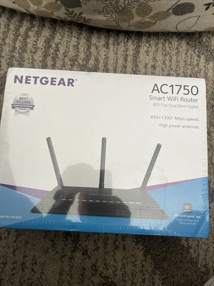 Netgear AC1750 R6400-100NAS 1300 Mbps 4-Port Gigabit Wireless AC Router. - Image 1 of 3