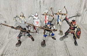 SCHLEICH WORLD OF HISTORY KNIGHTS BUNDLE - GRIFFIN KNIGHTS ETC - Picture 1 of 7