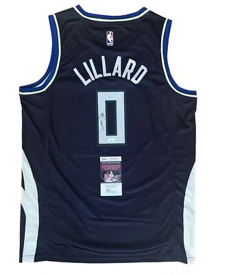 DAMIAN LILLARD SIGNED MILWAUKEE BUCKS AUTOGRAPHED JERSEY w/JSA COA! - Image 1 of 3