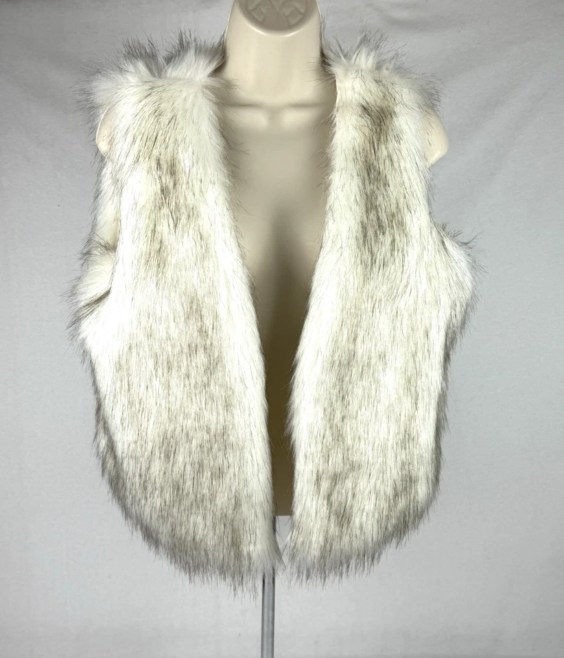 Colete de pele sintética branco Thalia Sodi tamanho pequeno NOVO COM ETIQUETAS - Imagem 1 de 4