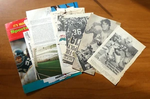 Lote de 20 autógrafos de fútbol firmados grandes de la universidad fútbol de la corte fallecido etc. - Imagen 1 de 22