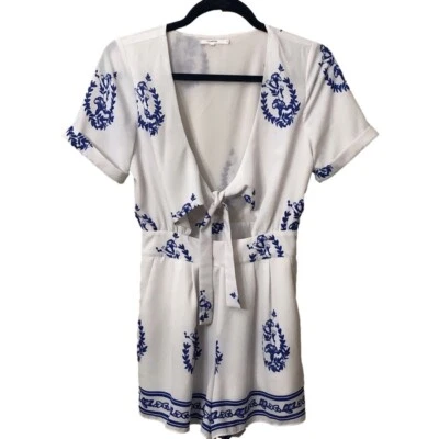 Mono Corto Mameluco Tularosa X Revolve One Piece Medallón Azul Blanco Estampado XS Foto 1 de 4