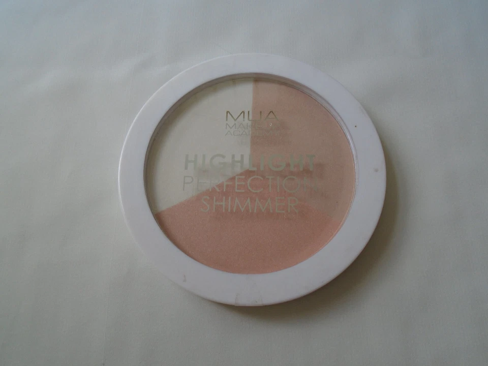 MUA Highlight Perfection Shimmer Spotlight Sheen New - Image 1 of 1