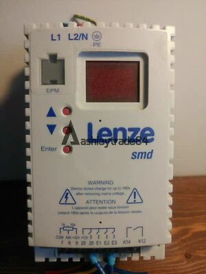 1PCS USED Lenze ESMD251X2SFA Frequency Converter Tested Good - Image 1 of 2