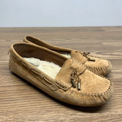 UGGS TAN/ BROWN LEATHER DAKOTA SLIPPER SIZE 8.5 S/N 1003539 F8013D - Image 1 of 4