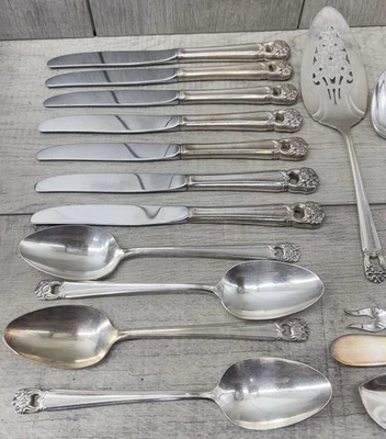 VTG 1847 Rogers Bros~Eternally Yours~ Lot Of 36 Pc Silverplate - Image 1 of 4