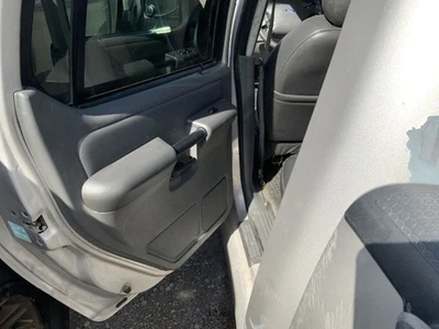 OEM EXPLORER  2005 Door Trim Panel Rear 1359712 Foto 1 de 4