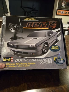 RPMZ Revell Performance Machines, Dodge Challenger, Ultimate R/C Racing System - Picture 1 of 10