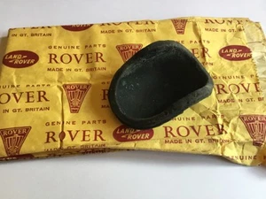 ROVER P5B Grommet for air filter body. New. Part no 603574. - Picture 1 of 2