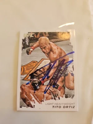 DAMAGED TITO ORTIZ AUTOGRAPH SIGNED TRADING CARD UFC  HEAVYWEIGHT CHAMPION - Image 1 of 2