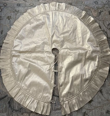 Christmas Tree Skirt Shiny Gold Lame Fabric 51” Round Buttons&Tie 4.5”  Ruffle - Image 1 of 4