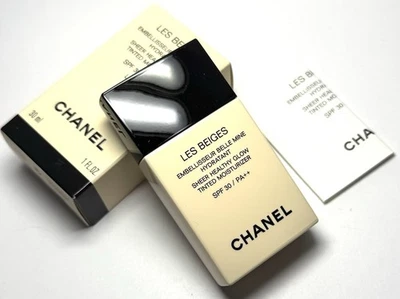 Chanel Les Veiges Sheer Healthy Glow Tinted Moisturiser Spf30 Light 30ml - Bild 1 von 4