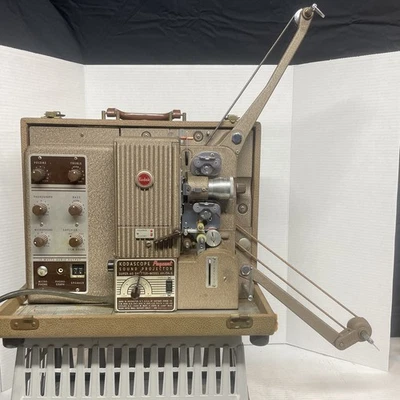 Proyector de sonido Kodak Kodascope Pageant vintage modelo de 16 mm AV-154-S Foto 1 de 4