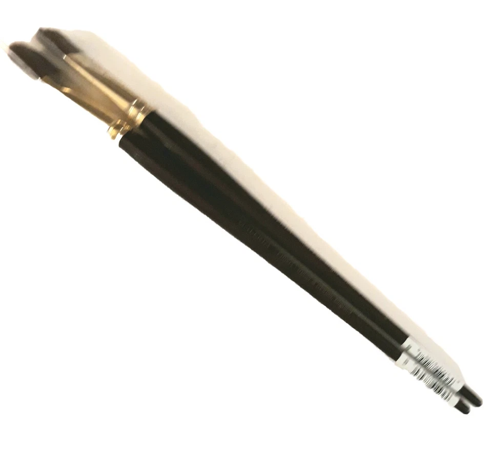 NEW Winsor Newton Galeria 2 Acrylic Artist Paint Brushes #18 Filbert & #18 Flat - Image 1 of 4