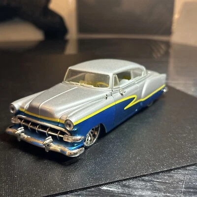 Chevy Bel Air 1954 Malibu International techo rígido TIS 1:24 fundido a presión 2006 Foto 1 de 4