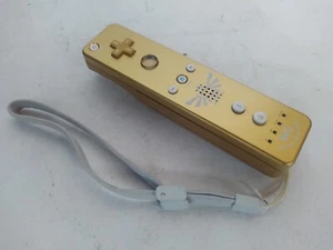 Zelda - Skyward Sword - Limited Edition Controller (Nintendo Wii) Usado - Bild 1 von 5