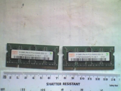 2 x HYNIX HYMP564S64BP6-Y5 AB - 2Rx16 PC2-5300S-555-12 DDR2 512MB SODIMM Laptop, - Image 1 of 3