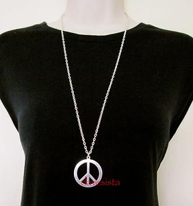 FANCY DRESS SILVER TONE PEACE SIGN HIPPY 1960s NECKLACE ACCESSORIES JEWELLERY(!) - Picture 1 of 1