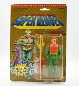 Toybiz - DC Comics Super Heroes - Aquaman Fin Kick Action Figure - Picture 1 of 2