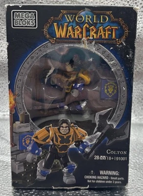 World of Warcraft Mega Bloks 91001, Colton Human Paladin - Image 1 of 4