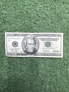 2001 $20 Twenty Dollar Bill Federal Reserve Note, serial # CG23424107C - Picture 1 of 4