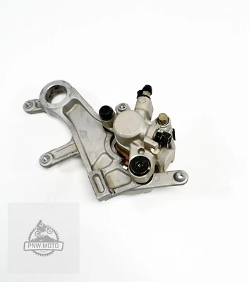 2005 05-09 HONDA CRF250R CRF 250R OEM Rear BRAKE CALIPER BRACKET - Image 1 of 4