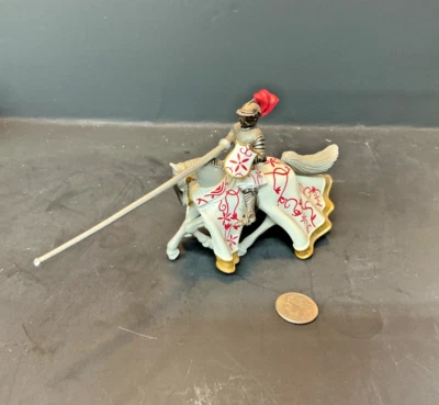 Britains Metal Mounted Medieval Knight Jousting Red & White 3-3/4” x 3-1/4” - Image 1 of 2