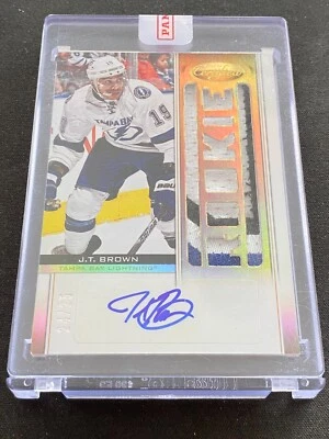 2012-13 Panini Certified J.T. Brown Rookie Patch AUTO Spectrum Gold 24/25 #178 - Image 1 of 2