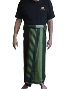 Kain Pelikat Men's Sarong Cloth 122cm x 206cm Malaysian Malay Traditional Wear - Picture 1 of 7