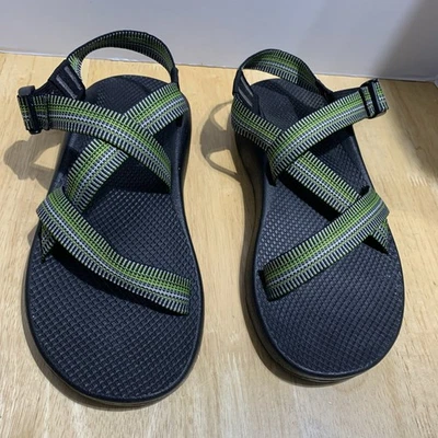 CHACO 男式绿色经典凉鞋黑色可调肩带 Vibram 鞋底 11 码 — 第 1/4 张图片