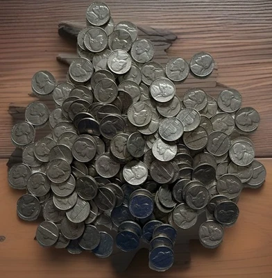 Huge Lot of 194 Jefferson Nickels 1960s Circulated Mix Philadelphia & Denver - Image 1 of 4