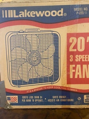 Ventilador de caixa Lakewood modelo P223/1 20" 3 velocidades desempenho - Branco ligeiramente usado - Imagem 1 de 2