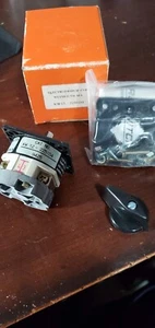 VINTAGE ELECTROSWITCH KW12-2251D4-SEE PICS FOR DETAILS ON SWITCH-NEW OLD STOCK - Picture 1 of 7
