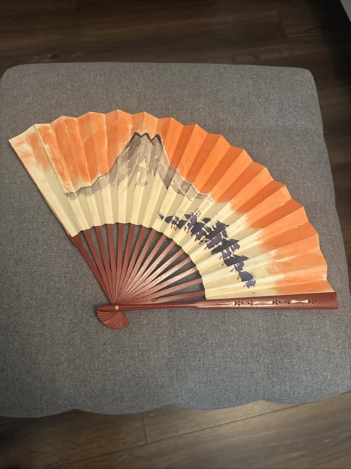 Abanico de arte de pared japonés asiático pintado a mano 1945 vintage Foto 1 de 4
