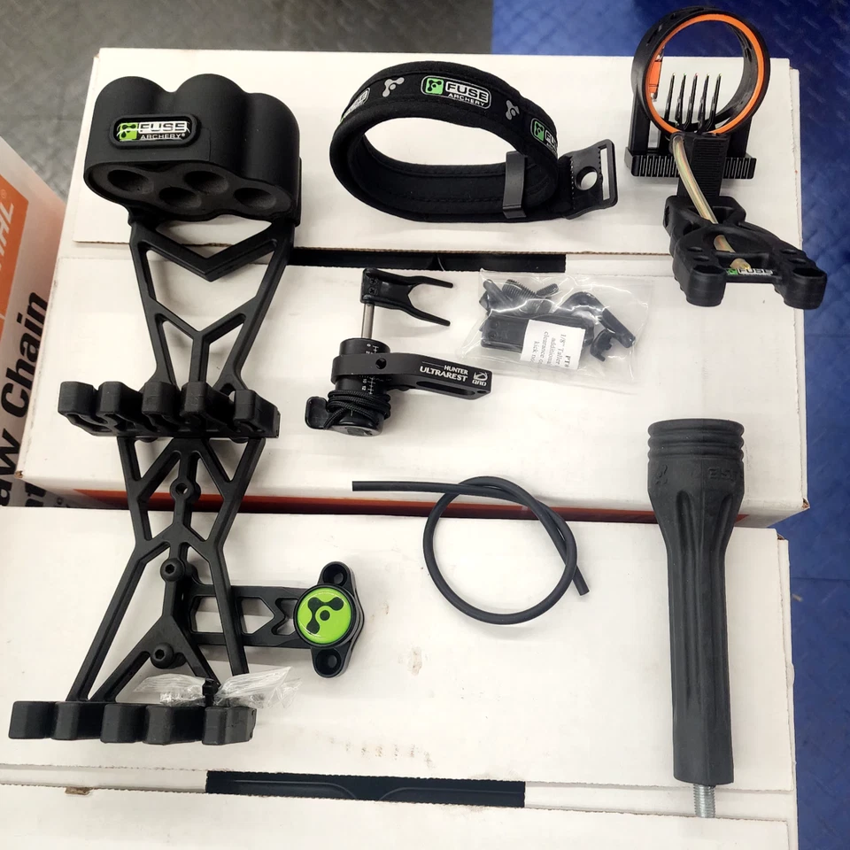 KIT DE ACCESORIOS DE TIRO CON ARCO FUSIBLE, RESTO CAZADOR QAD, MIRA DE 5 PINES, CARCAJ Foto 1 de 1