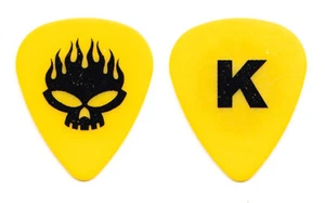 Offspring Greg Kriesel Yellow Guitar Pick - 2000 Conspiracy Of One Tour - Picture 1 of 1