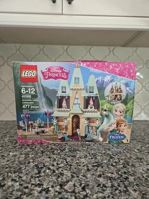 LEGO 41068 Disney Castillo Arendelle Princesa Frozen NUEVO 2015 Nunca Abierto Foto 1 de 3