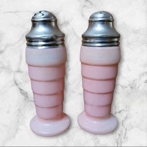Vintage Hazel Atlas Moderntone Salt & Pepper Shakers Platonite Pink Art Deco  - Picture 1 of 7