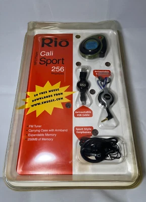 Rio Cali Sport mp3 player 256mb Camo Green stopwatch FM Radio BRAND NEW UNOPENED - Image 1 of 3