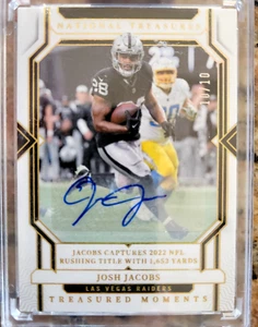 Josh Jacobs 2023 Tesori Nazionali Momenti Tesori AUTO #TM-JJS Raiders 10/10 - Foto 1 di 3