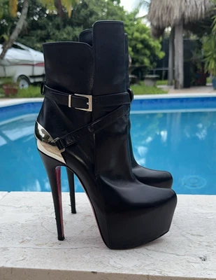 CHRISTIAN LOUBOUTIN BLACK LEATHER STRAP DETAIL EQUESTRIA PLATFORM BOOTS Sz 37M - Image 1 of 4