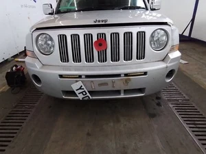 FRONT BUMPER JEEP PATRIOT MK1 (MK74) 2007 On 5 DOOR ESTATE SILVER - Picture 1 of 6