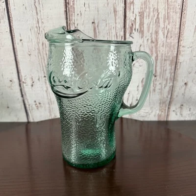 Jarro de vidro vintage Coca-Cola 64 oz verde seixo com lábio de gelo (#1) - Imagem 1 de 4
