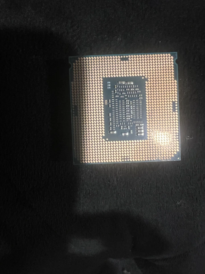 INTEL I5-7400 (SR32W) 3.00GHZ LGA1151  DESKTOP CPU PROCESSOR - Image 1 of 2