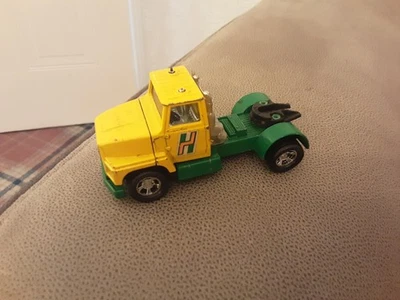 CABINA TRACTORA MATCHBOX SUPER KING'S FORD SERIE LTS 1973 DE LESNEY PRODUCTS  Foto 1 de 4
