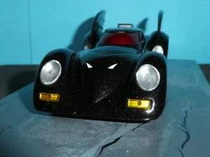 Batman's Model Car (Legends of the Dark Knight) Eaglemoss 13 cms   - Black - Picture 1 of 6