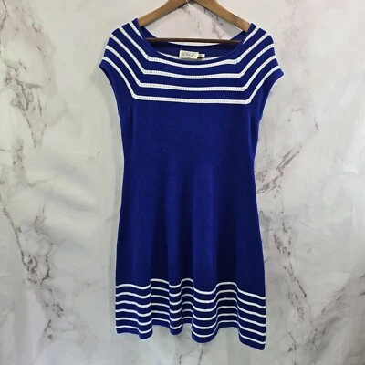 Vestido para mujer Eliza J mediano pequeño azul blanco suéter a rayas manga corta  Foto 1 de 4