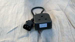 IEC C14 plug to UK 13A Single socket 10A Adapter Lead 25cm CE MARK APPROVED - Picture 1 of 3