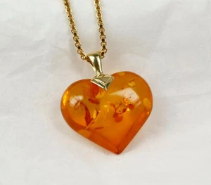Colgante Corazón Con Ámbar, Tamaño 34 X 30MM, Ojal Oro 585 - Imagen 1 de 3