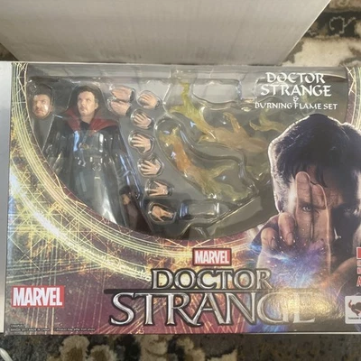 Bandai Tamashii S.H. Figuarts Doctor Strange & Burning Flame Set Open Box - Image 1 of 4